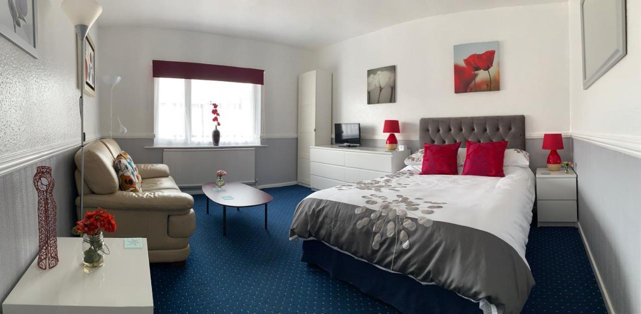 Chateau Dale Holiday * Blackpool